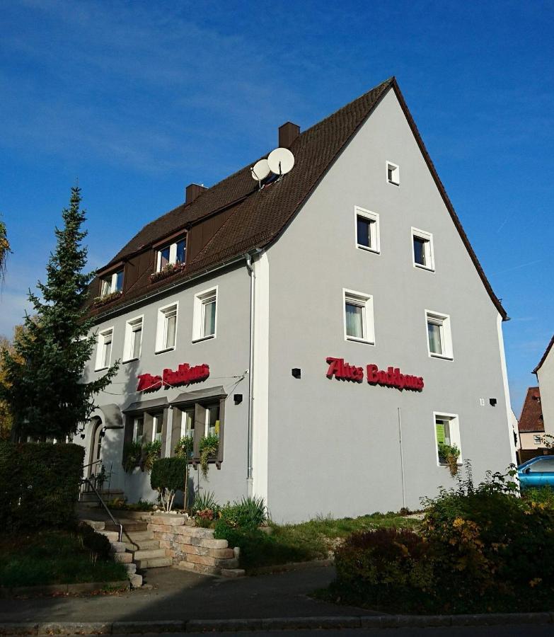 Pension Altes Backhaus Herzogenaurach Buitenkant foto